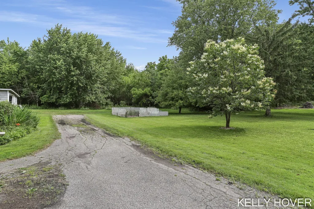 1191 144th Avenue Dorr Township MI 49348