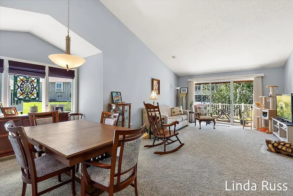 3912 Pemberton Drive SE Grand Rapids City MI 49508