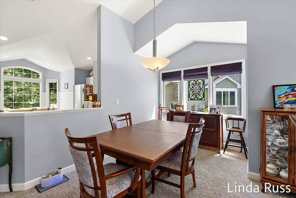 3912 Pemberton Drive SE Grand Rapids City MI 49508