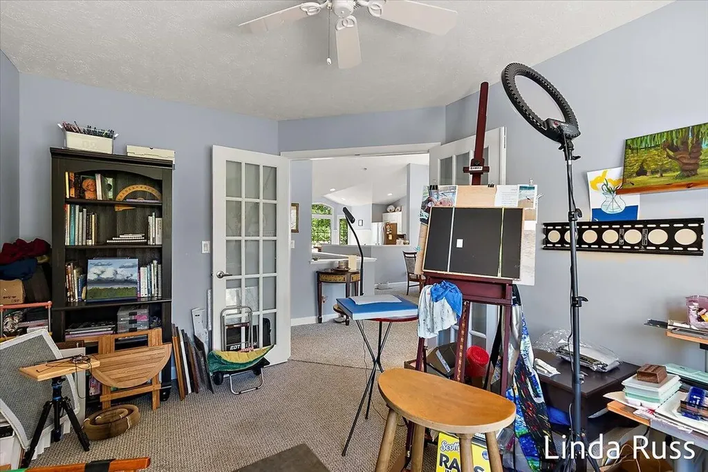 3912 Pemberton Drive SE Grand Rapids City MI 49508