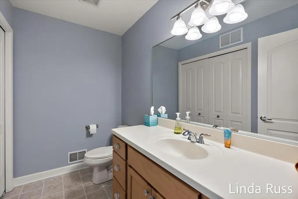 3912 Pemberton Drive SE Grand Rapids City MI 49508