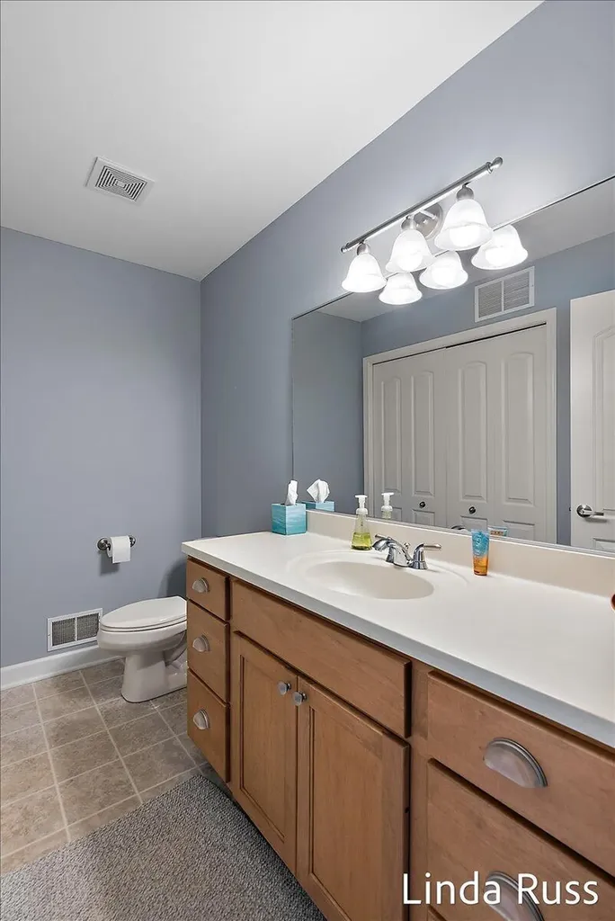 3912 Pemberton Drive SE Grand Rapids City MI 49508