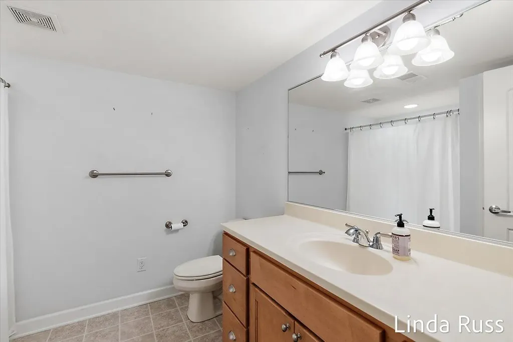 3912 Pemberton Drive SE Grand Rapids City MI 49508