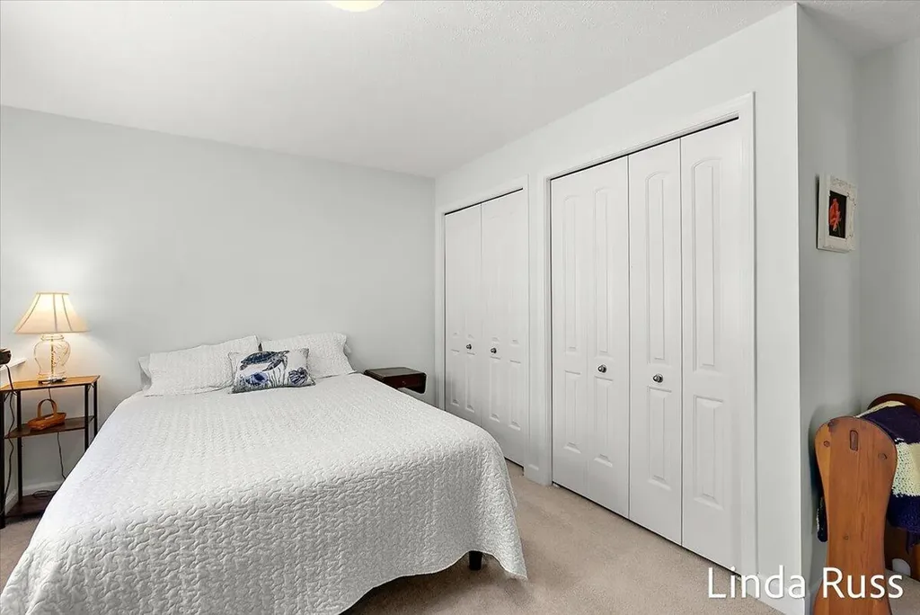 3912 Pemberton Drive SE Grand Rapids City MI 49508
