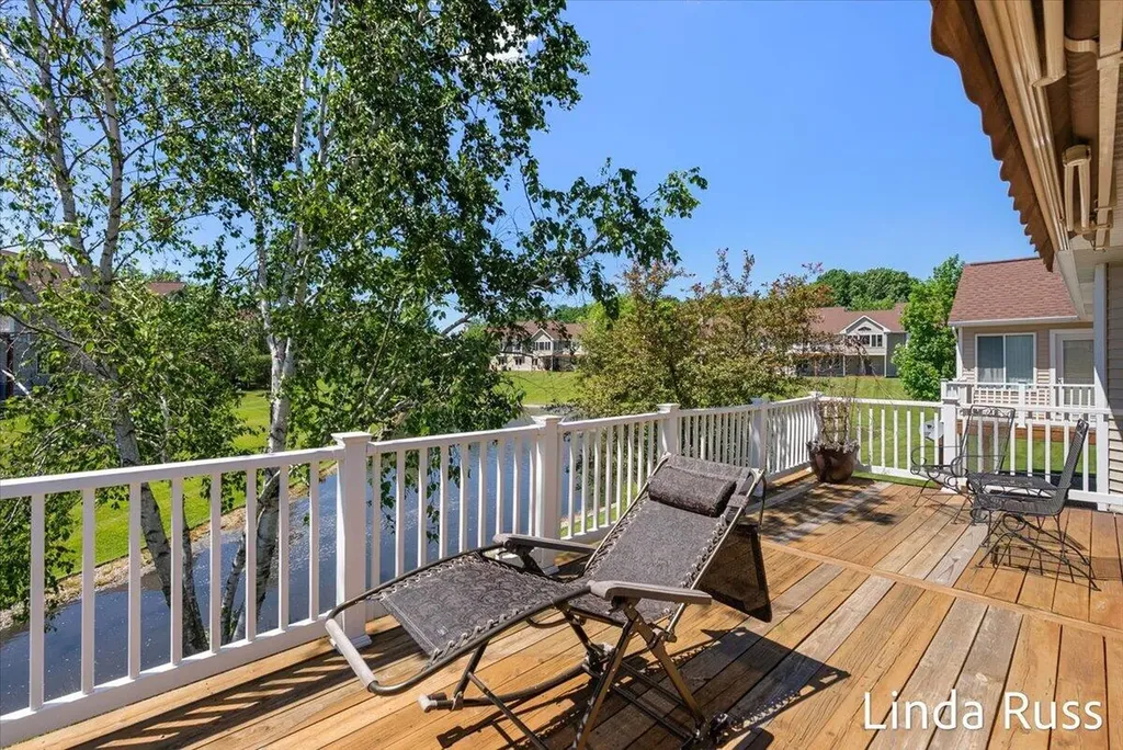 3912 Pemberton Drive SE Grand Rapids City MI 49508