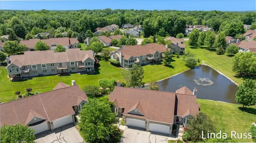 3912 Pemberton Drive SE Grand Rapids City MI 49508