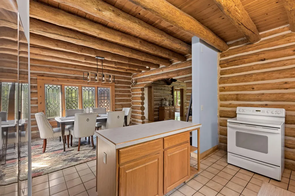 17097 Roosevelt Road Ferrysburg City MI 49456