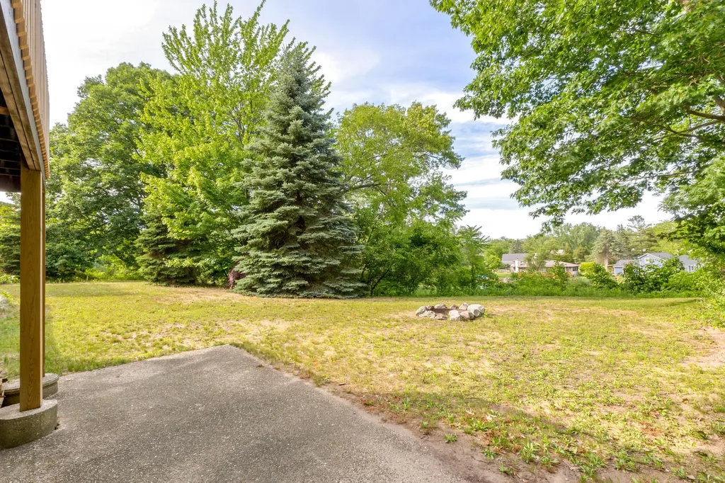 17097 Roosevelt Road Ferrysburg City MI 49456