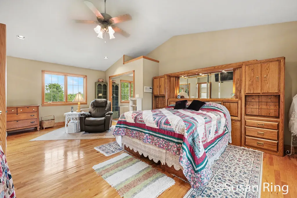 3454 Holland Lake Evergreen Township MI 48884