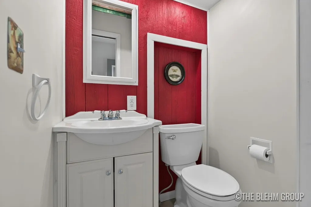 15121 Roberts Shore Drive Constantine Township MI 49042
