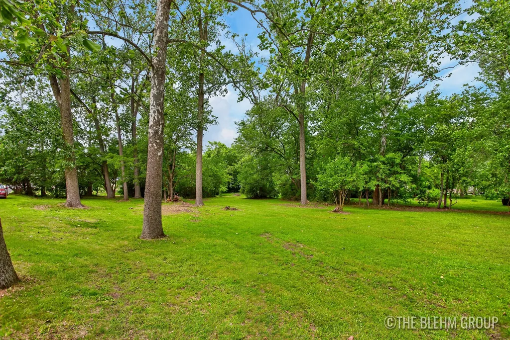 15121 Roberts Shore Drive Constantine Township MI 49042