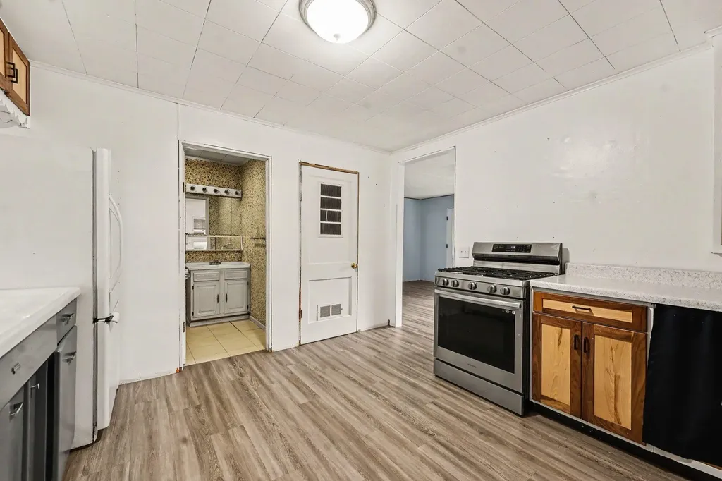 200 W Summit Street Muir Village MI 48860