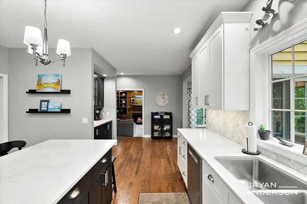 1015 Bradford Hollow Lane NE Grand Rapids Charter Township MI 49525