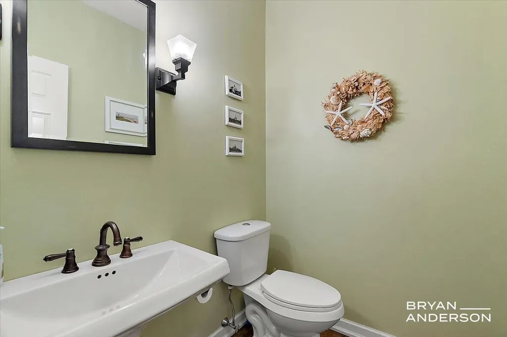1015 Bradford Hollow Lane NE Grand Rapids Charter Township MI 49525