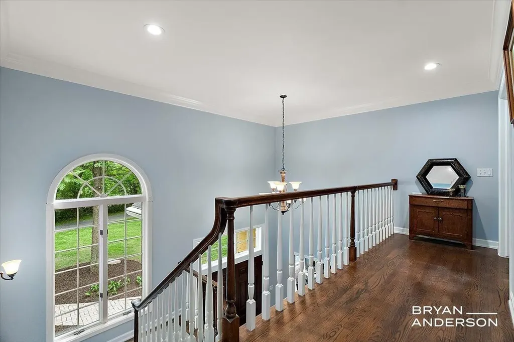 1015 Bradford Hollow Lane NE Grand Rapids Charter Township MI 49525