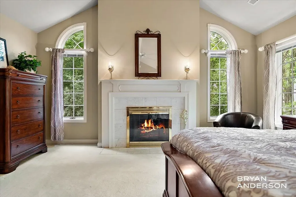 1015 Bradford Hollow Lane NE Grand Rapids Charter Township MI 49525