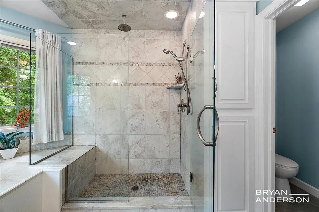1015 Bradford Hollow Lane NE Grand Rapids Charter Township MI 49525