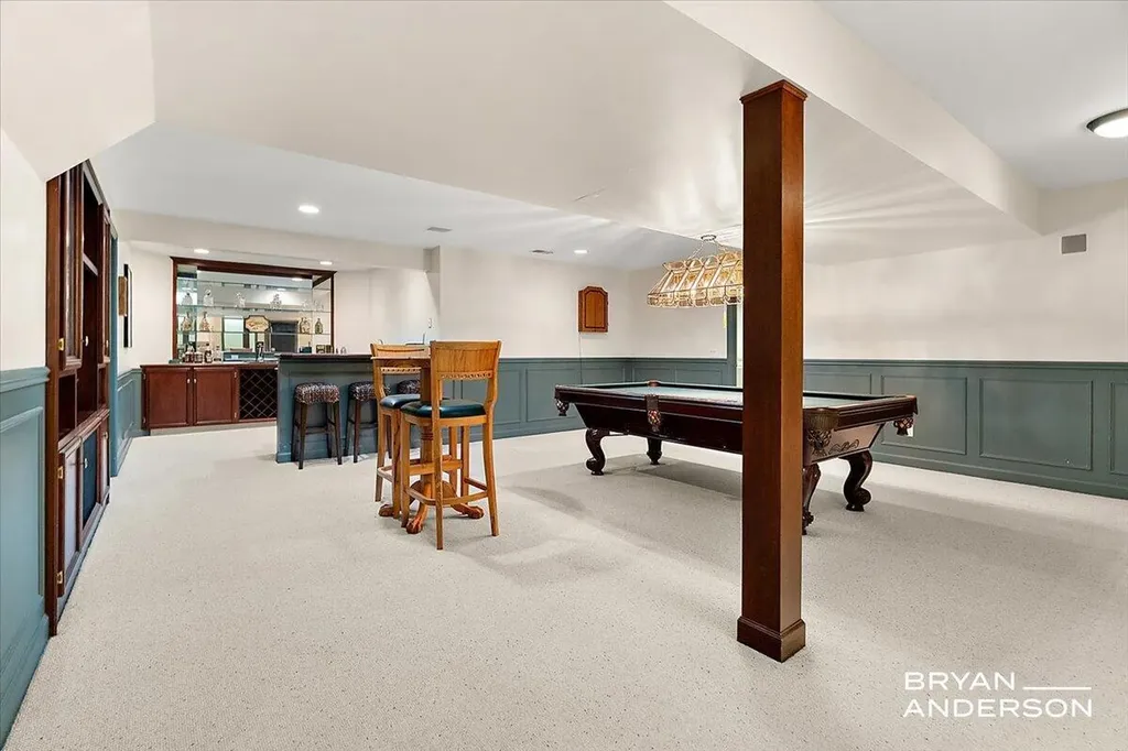 1015 Bradford Hollow Lane NE Grand Rapids Charter Township MI 49525