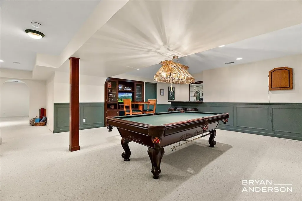 1015 Bradford Hollow Lane NE Grand Rapids Charter Township MI 49525