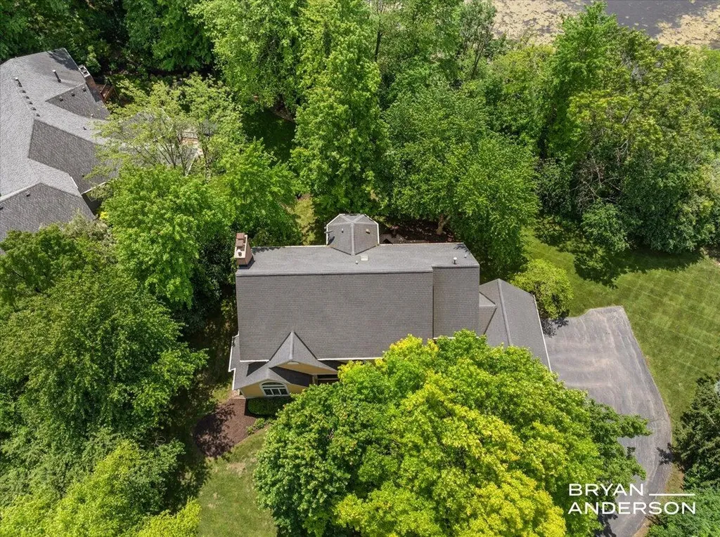 1015 Bradford Hollow Lane NE Grand Rapids Charter Township MI 49525