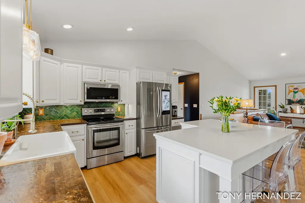 6099 Sheldonoak Drive Georgetown Charter Township MI 49426