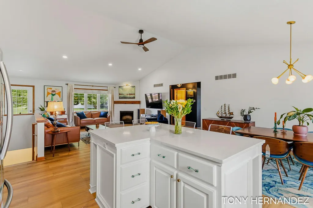 6099 Sheldonoak Drive Georgetown Charter Township MI 49426