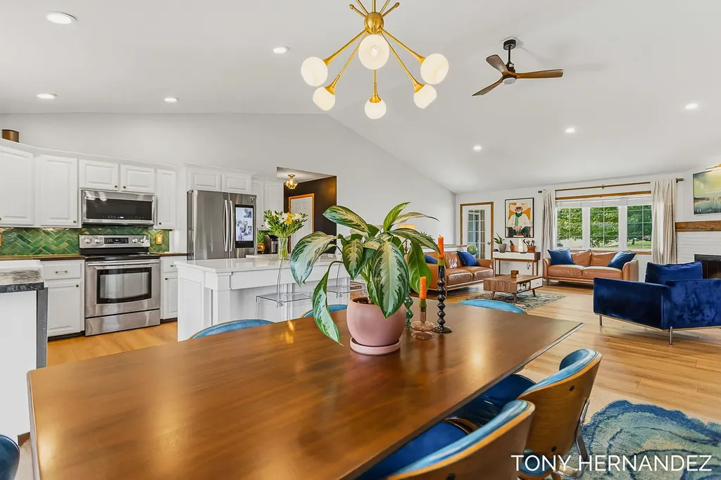 6099 Sheldonoak Drive Georgetown Charter Township MI 49426