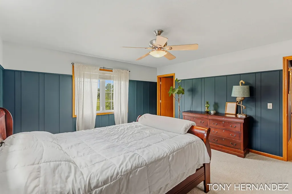 6099 Sheldonoak Drive Georgetown Charter Township MI 49426