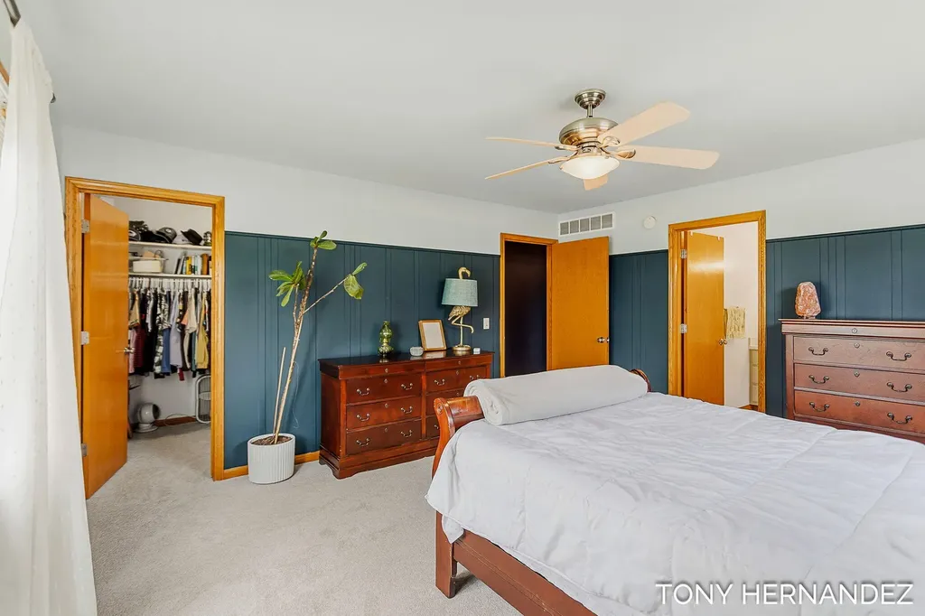 6099 Sheldonoak Drive Georgetown Charter Township MI 49426