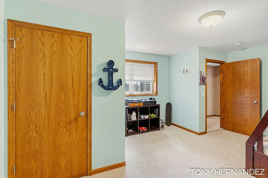 6099 Sheldonoak Drive Georgetown Charter Township MI 49426