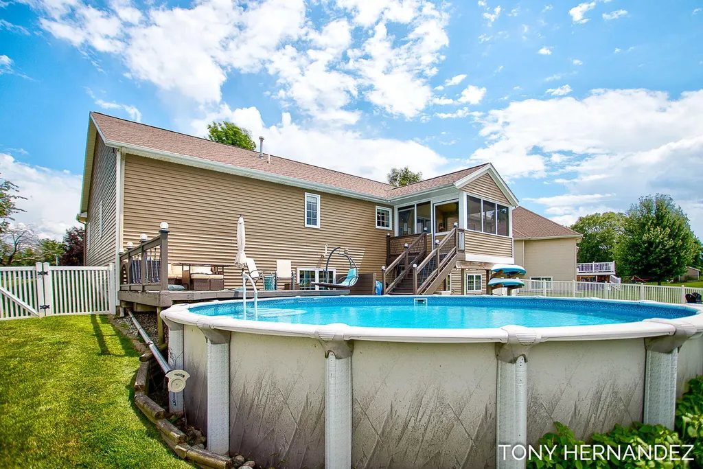 6099 Sheldonoak Drive Georgetown Charter Township MI 49426