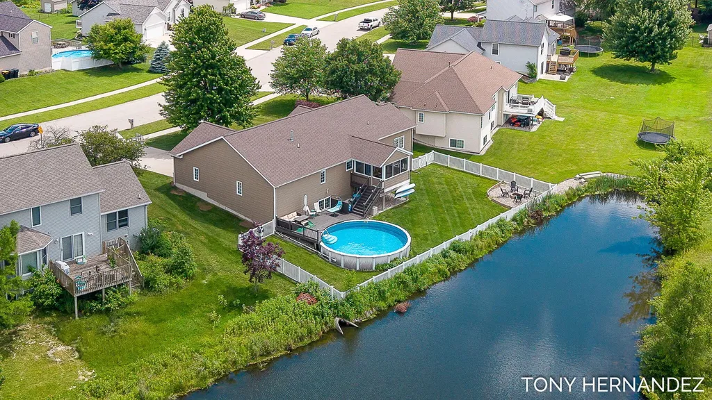 6099 Sheldonoak Drive Georgetown Charter Township MI 49426