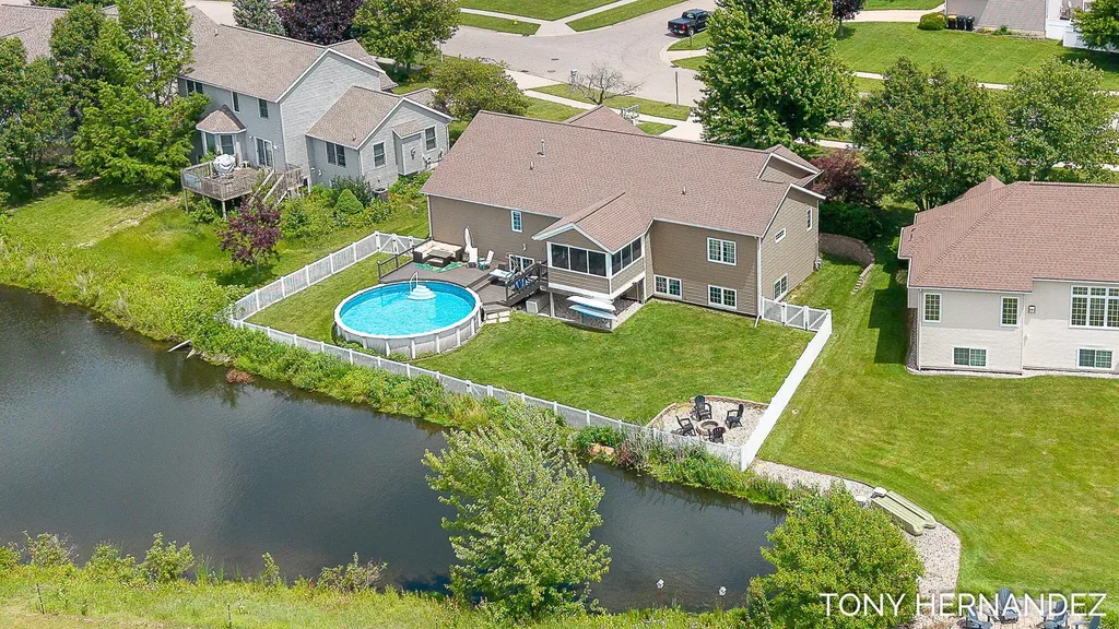 6099 Sheldonoak Drive Georgetown Charter Township MI 49426