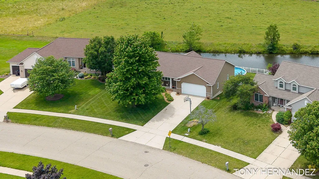 6099 Sheldonoak Drive Georgetown Charter Township MI 49426