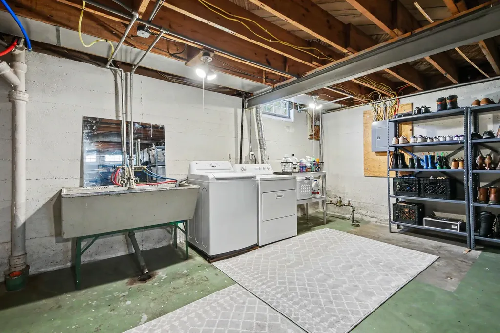 2516 Mildred Avenue SE Grand Rapids Charter Township MI 49507