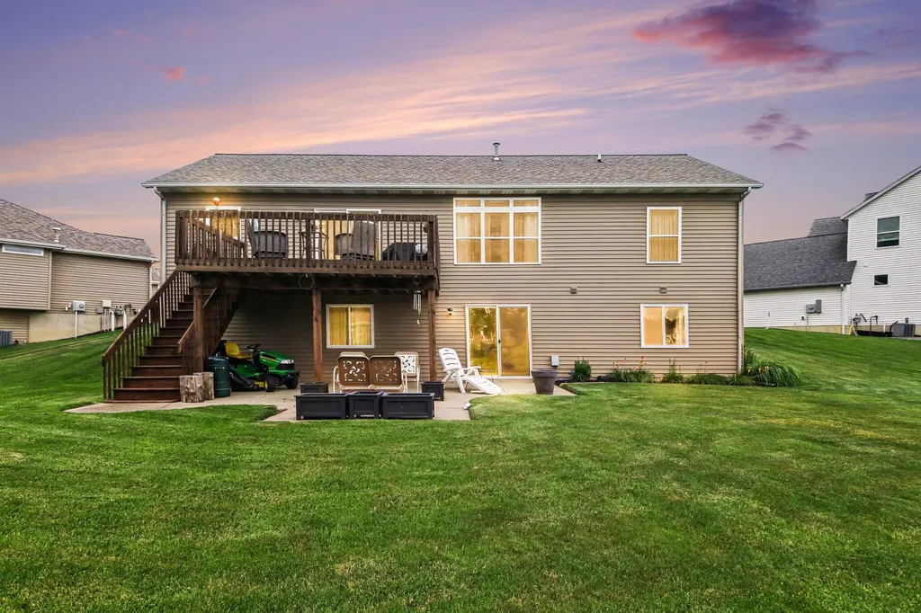 6186 Kingsbury Court Allendale Charter Township MI 49401