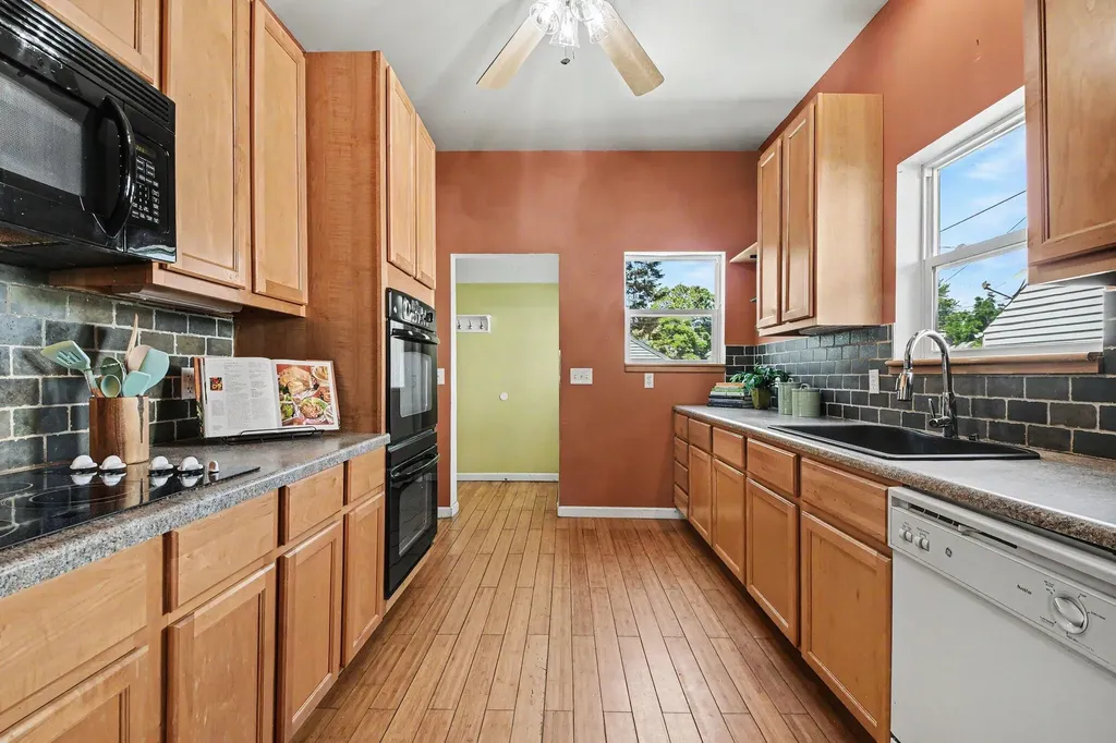 1417 Turner Avenue NW Grand Rapids City MI 49504