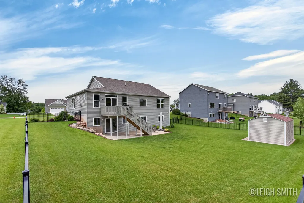 5901 Lynn Drive Allendale Charter Township MI 49401