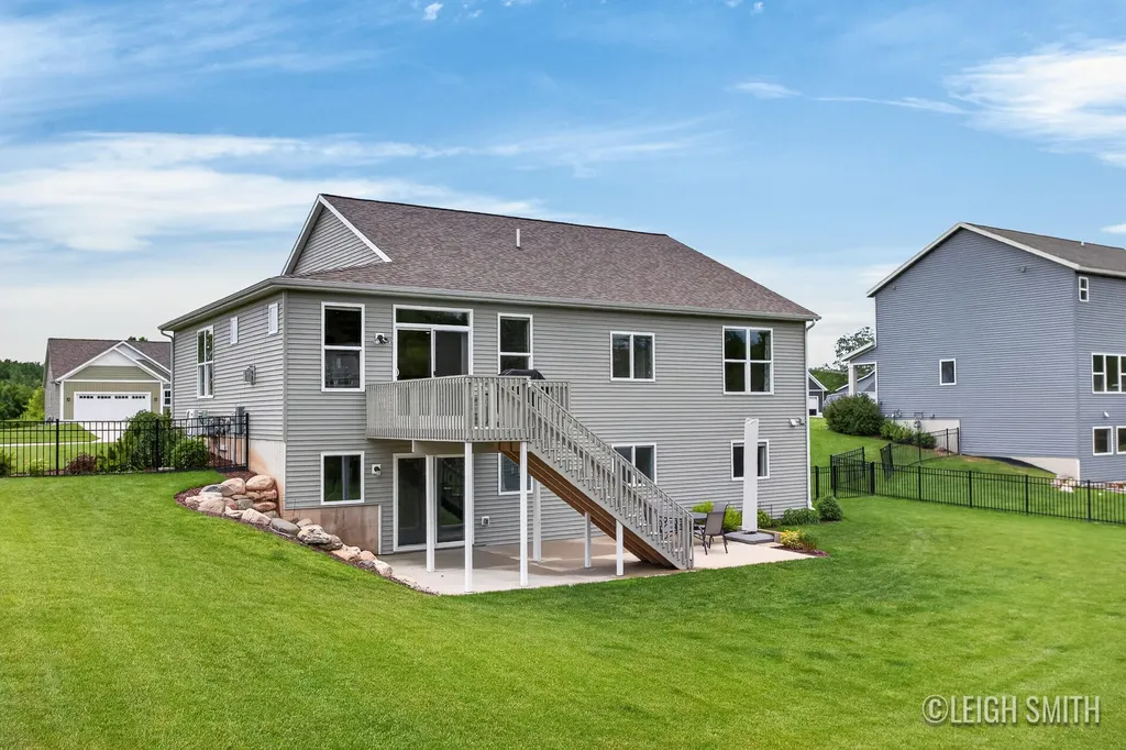 5901 Lynn Drive Allendale Charter Township MI 49401