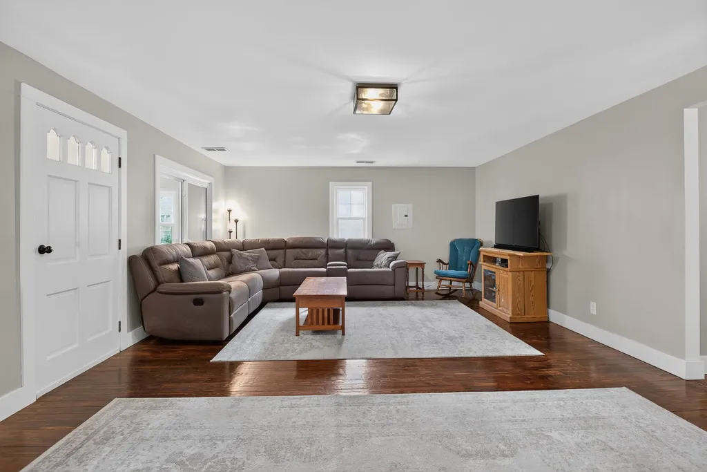 61 Jonquil Street SW Byron Township MI 49548