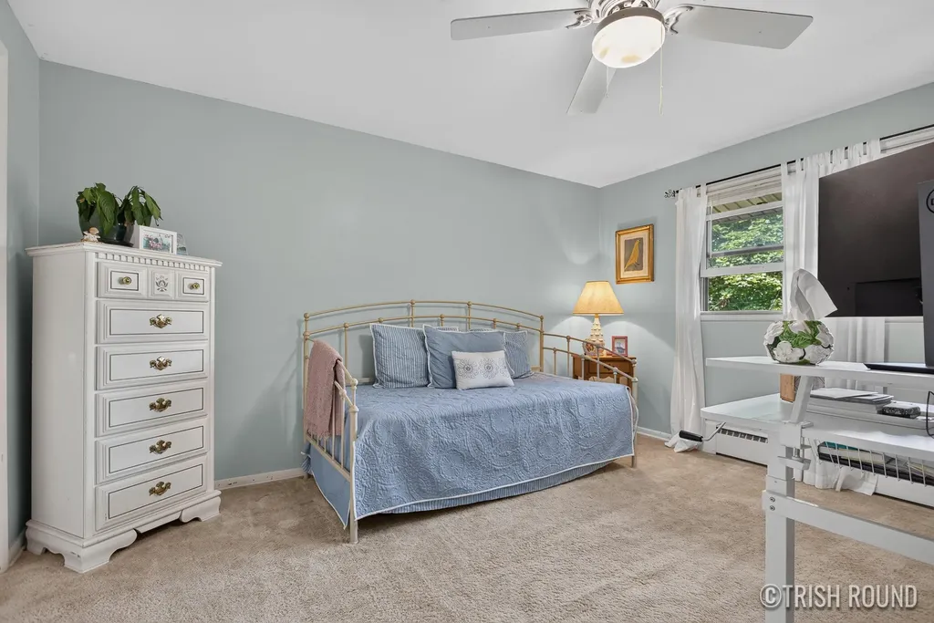 518 Russwood Street NE Grand Rapids City MI 49505