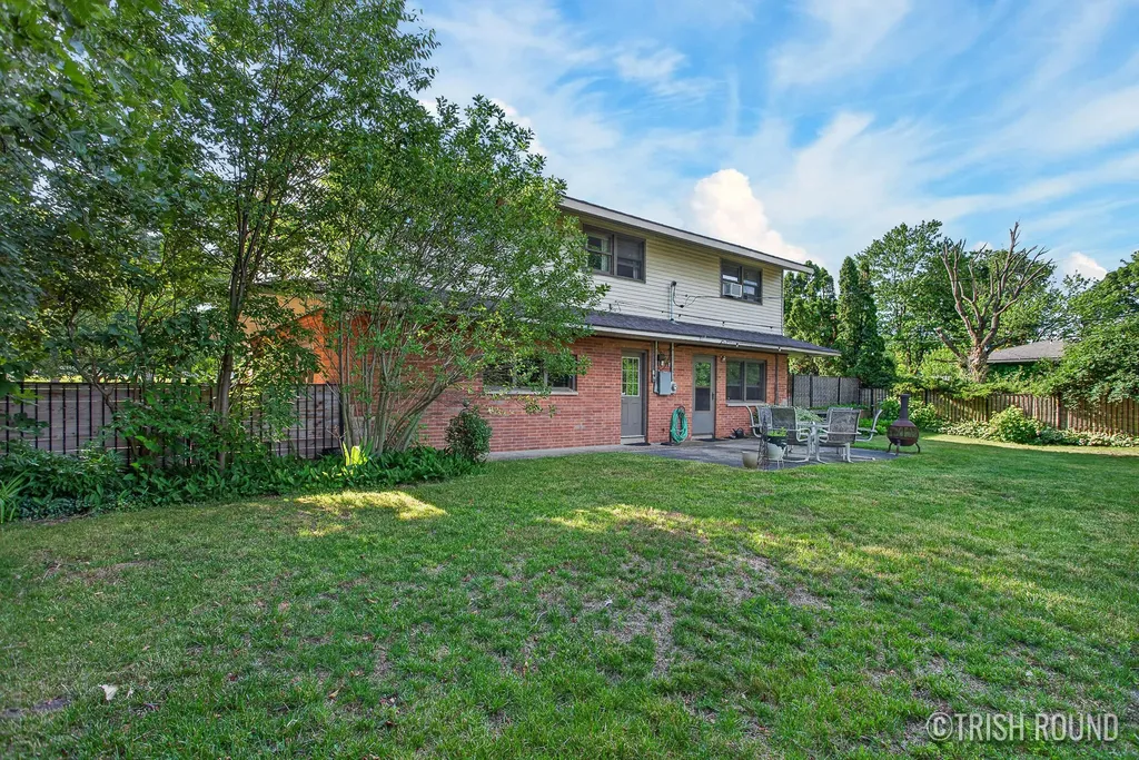 518 Russwood Street NE Grand Rapids City MI 49505