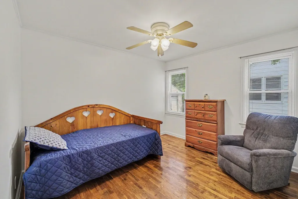 1258 Spring Avenue NE Grand Rapids City MI 49505