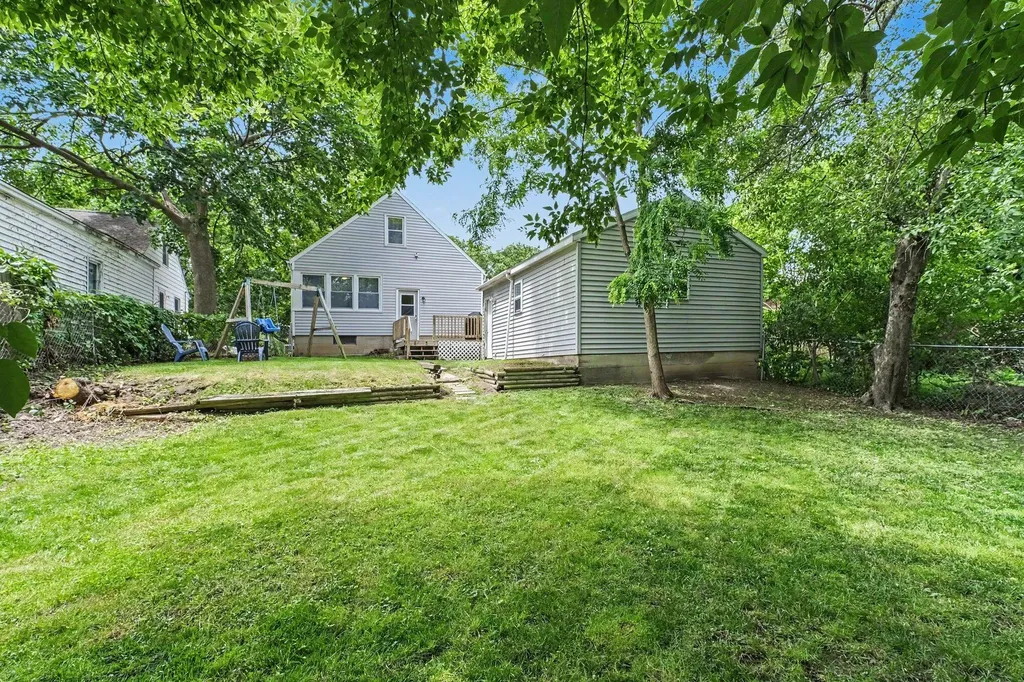 1258 Spring Avenue NE Grand Rapids City MI 49505