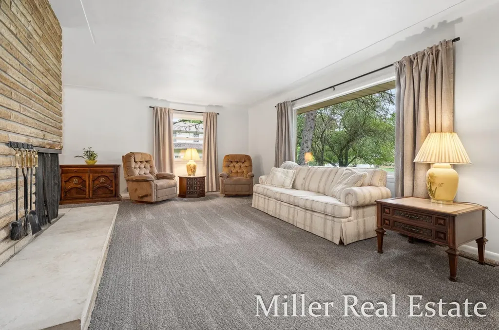 1140 David Drive Hastings City MI 49058