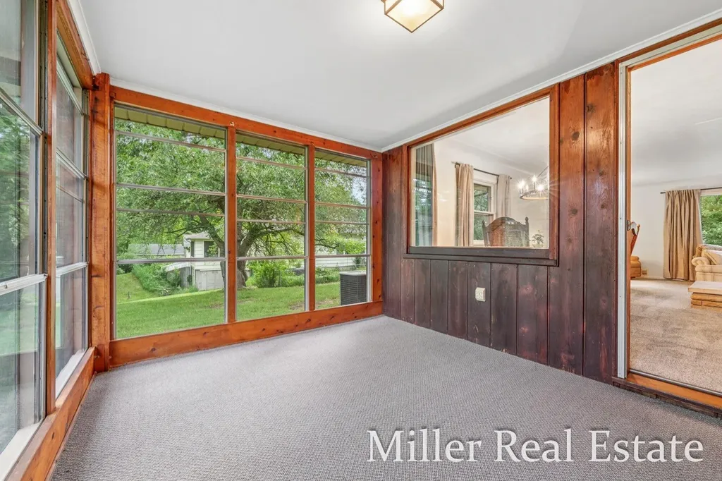 1140 David Drive Hastings City MI 49058