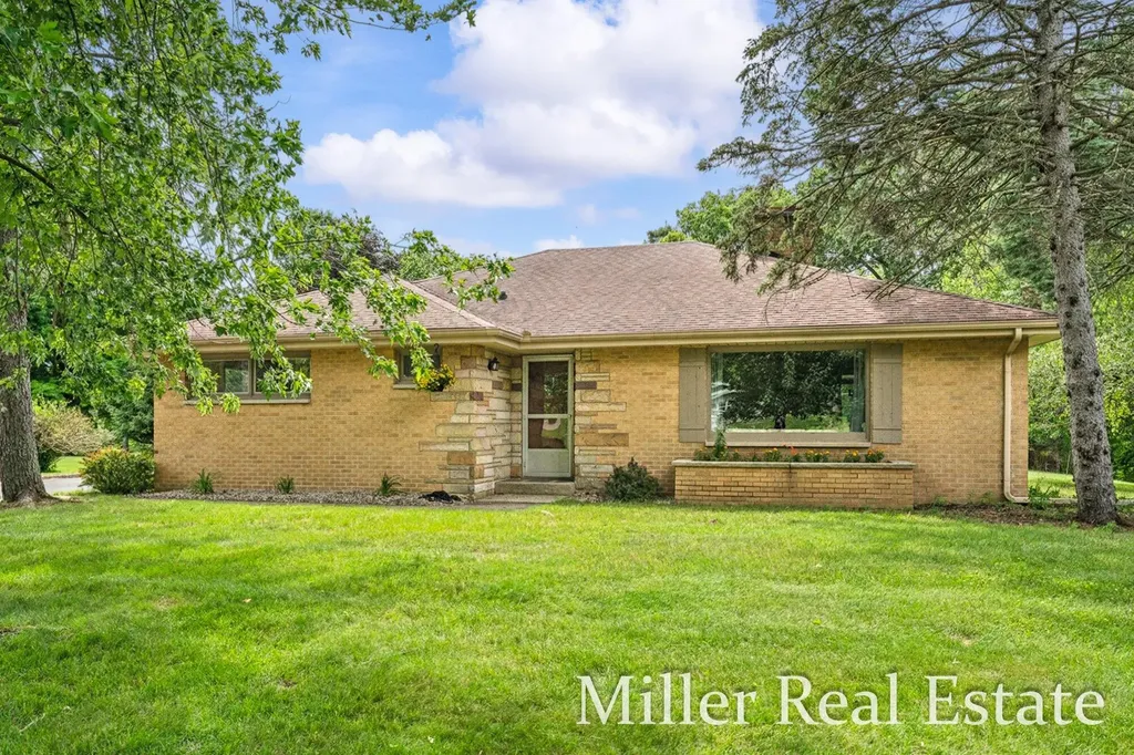 1140 David Drive Hastings City MI 49058