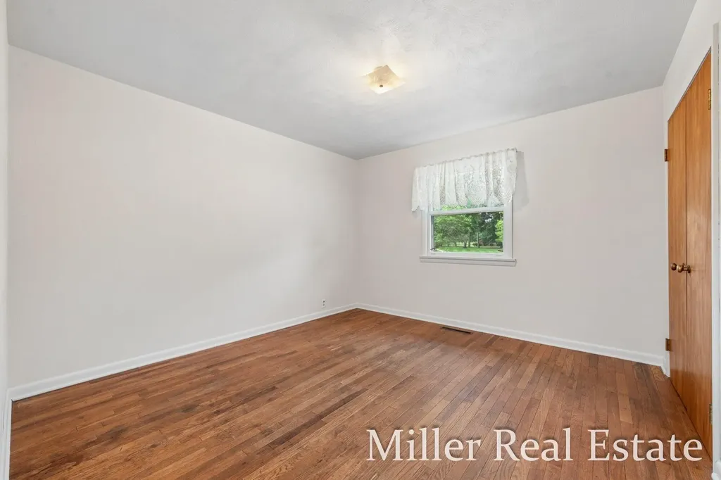 1140 David Drive Hastings City MI 49058