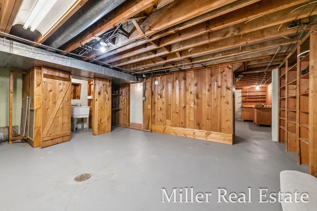1140 David Drive Hastings City MI 49058