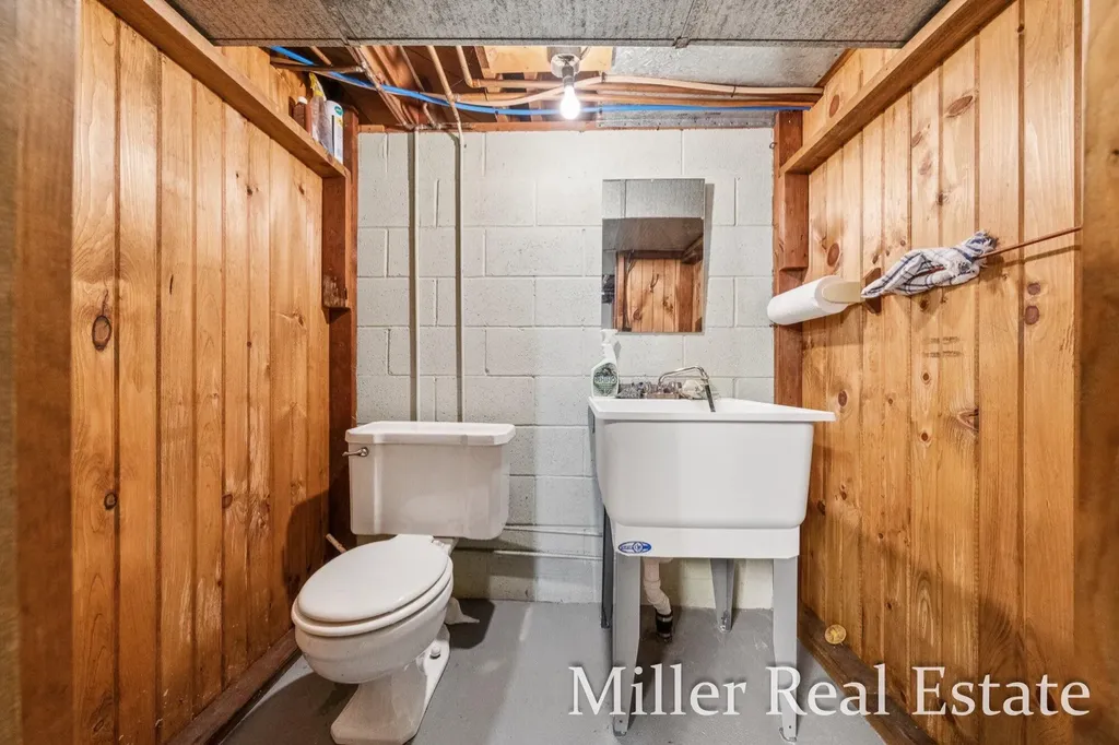 1140 David Drive Hastings City MI 49058